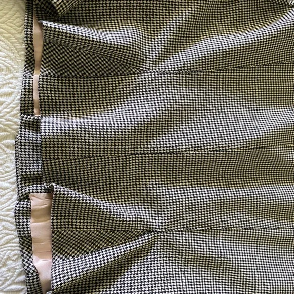 Nanette Lepore Robespierre Vintage cream-black houndstooth jacket.  Made in USA - Picture 7 of 7